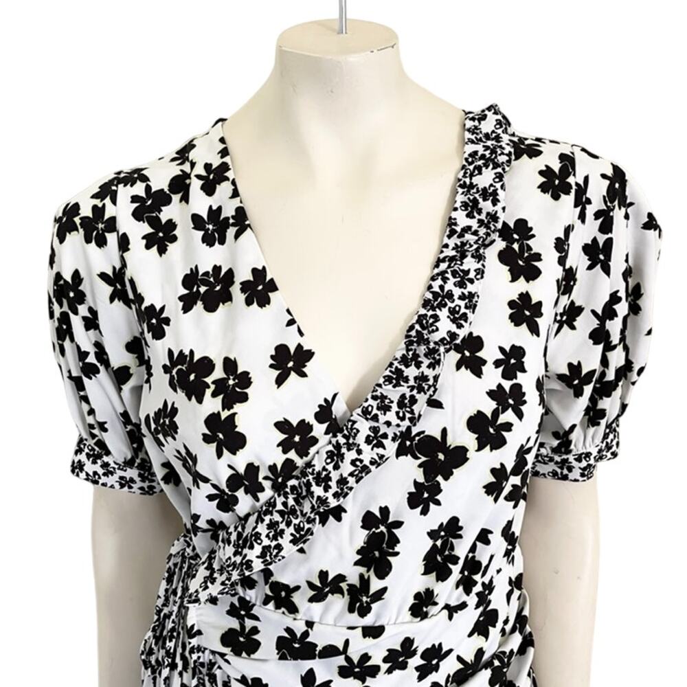 LOVE WHIT Floral Puff Sleeve Wrap Dress in Black & White SZ L